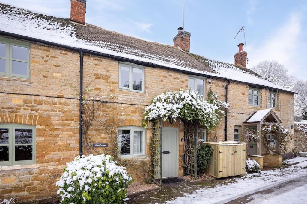 Charming 17Th Century Cotswold Cottage Adlestrop Exteriör bild